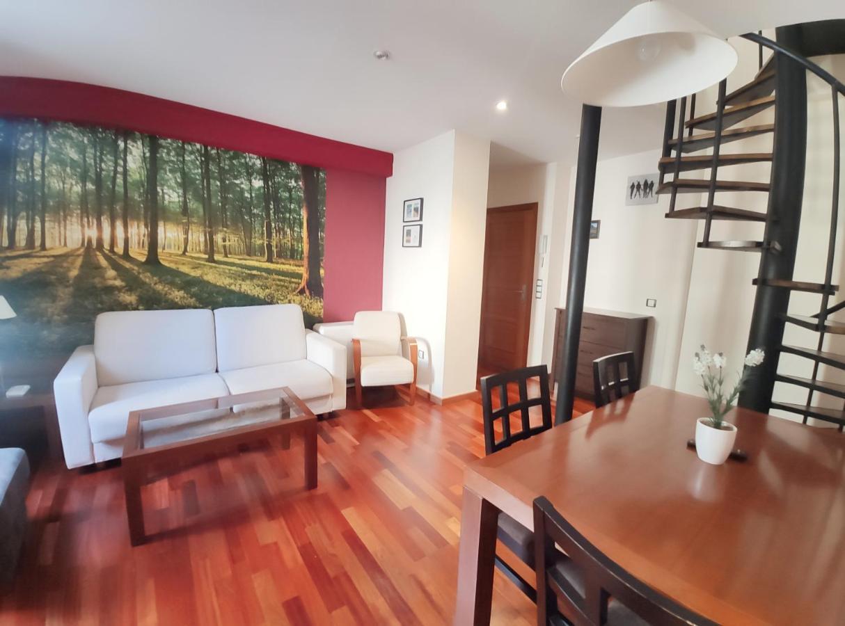 Apartamento Montes De Villanúa Εξωτερικό φωτογραφία