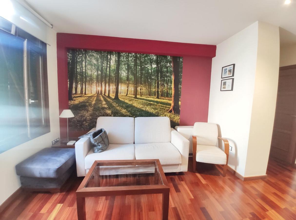 Apartamento Montes De Villanúa Εξωτερικό φωτογραφία
